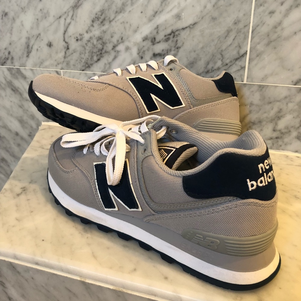 New Balance 574 Women’s Classic, Size 10